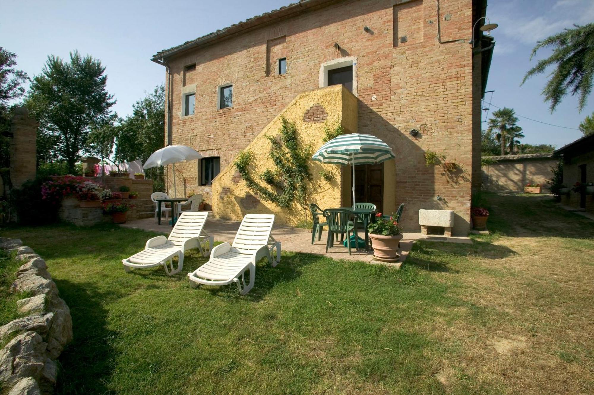 Agriturismo La Grotta Di Montecchino เซียนา ภายนอก รูปภาพ