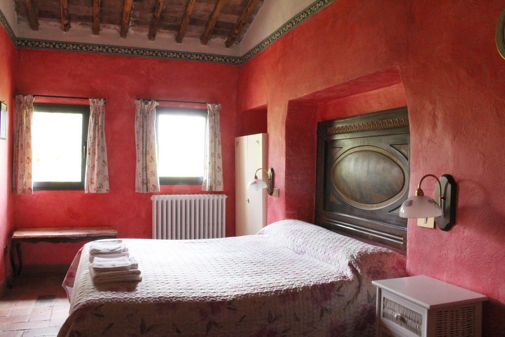 Agriturismo La Grotta Di Montecchino เซียนา ภายนอก รูปภาพ
