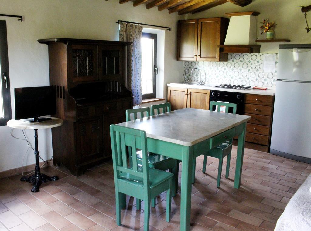 Agriturismo La Grotta Di Montecchino เซียนา ภายนอก รูปภาพ