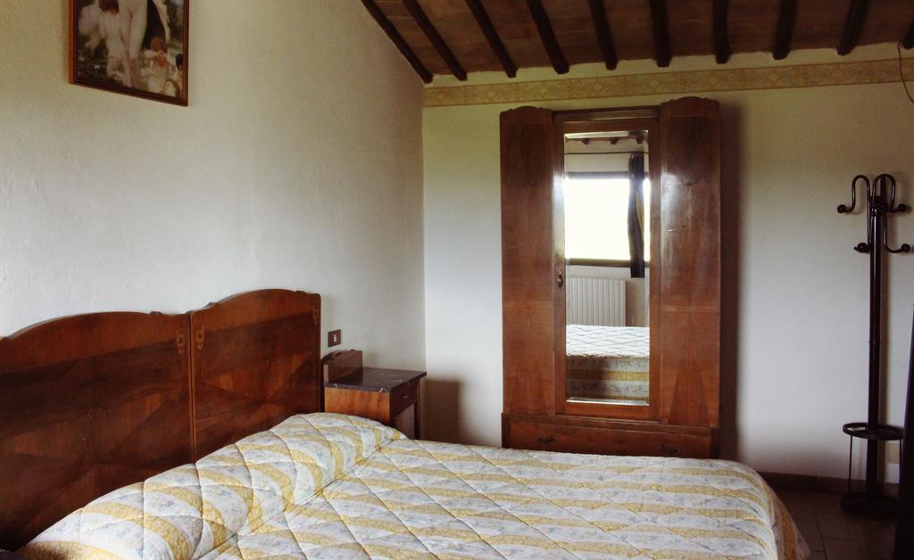 Agriturismo La Grotta Di Montecchino เซียนา ภายนอก รูปภาพ