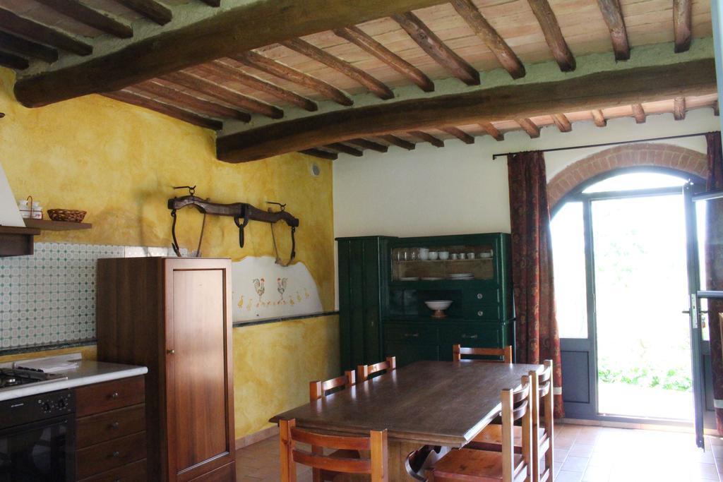 Agriturismo La Grotta Di Montecchino เซียนา ภายนอก รูปภาพ