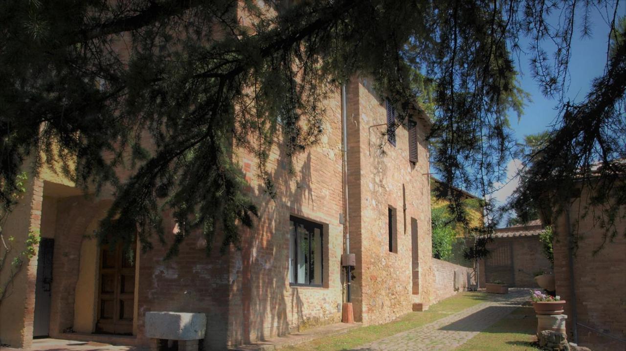 Agriturismo La Grotta Di Montecchino เซียนา ภายนอก รูปภาพ