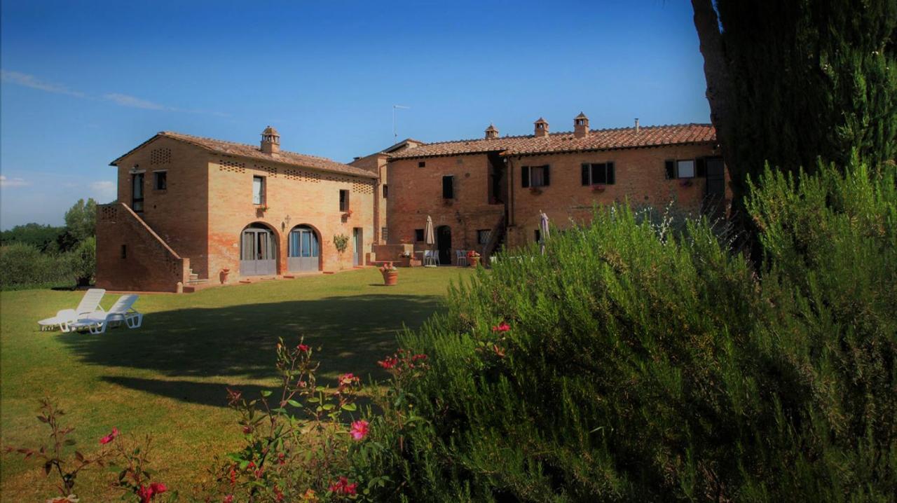 Agriturismo La Grotta Di Montecchino เซียนา ภายนอก รูปภาพ
