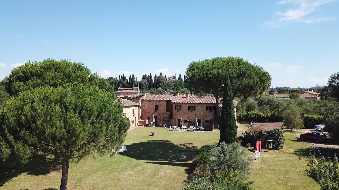 Agriturismo La Grotta Di Montecchino เซียนา ภายนอก รูปภาพ